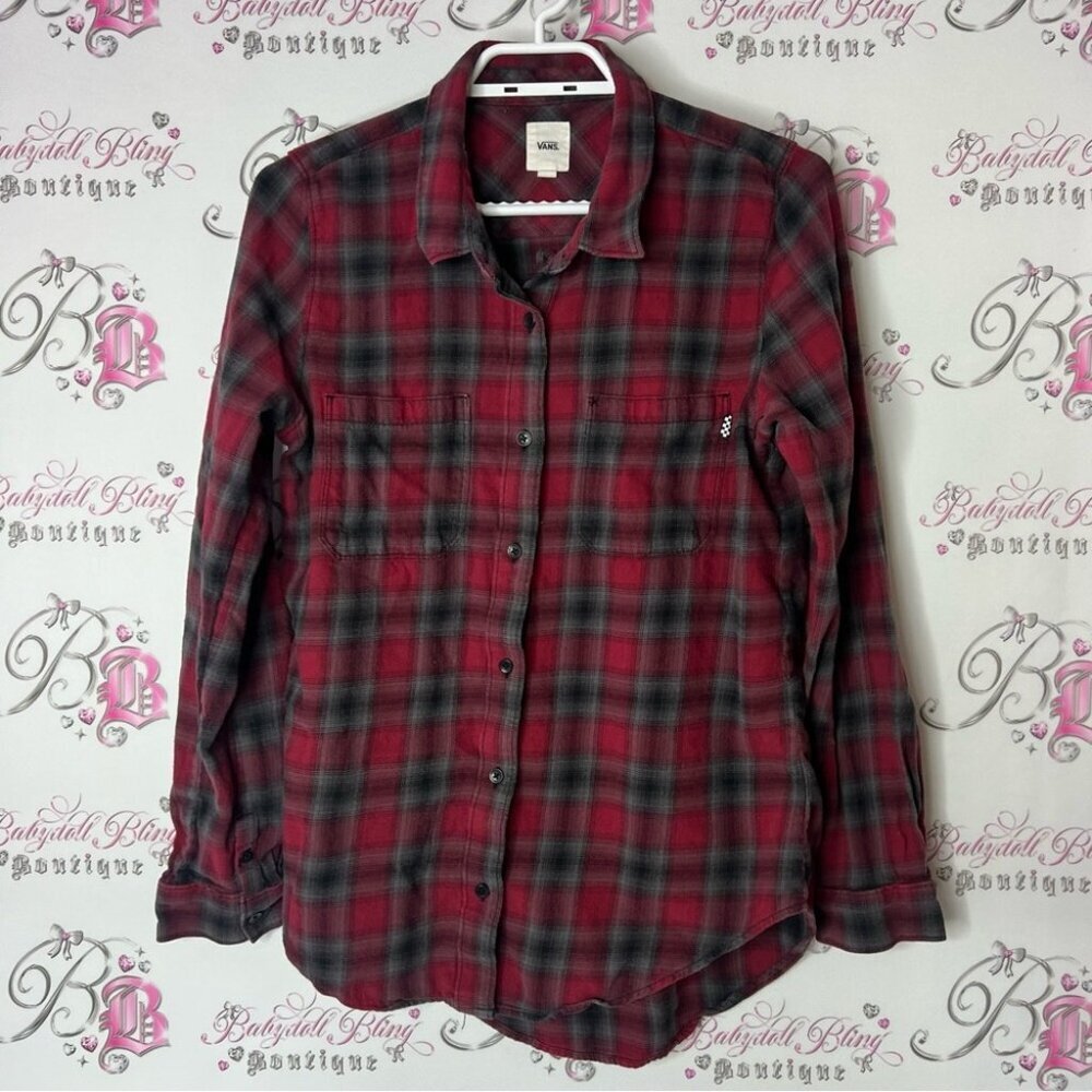 Vans button up  Red and Black grey Plaid Shirt cottage outdoor